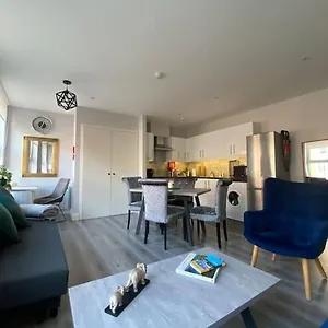  Apartment Cosy And Central Abbey Street Apt